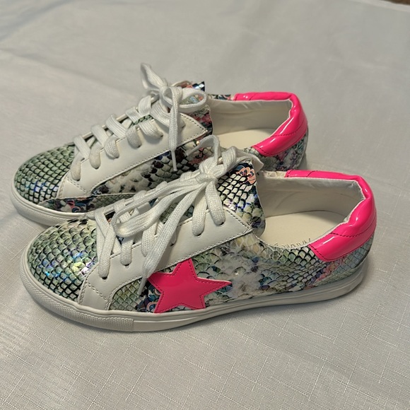 BRAND NEW Natural Breeze Multi Color Snake Skin pattern shoes size 7.5 - Picture 2 of 7